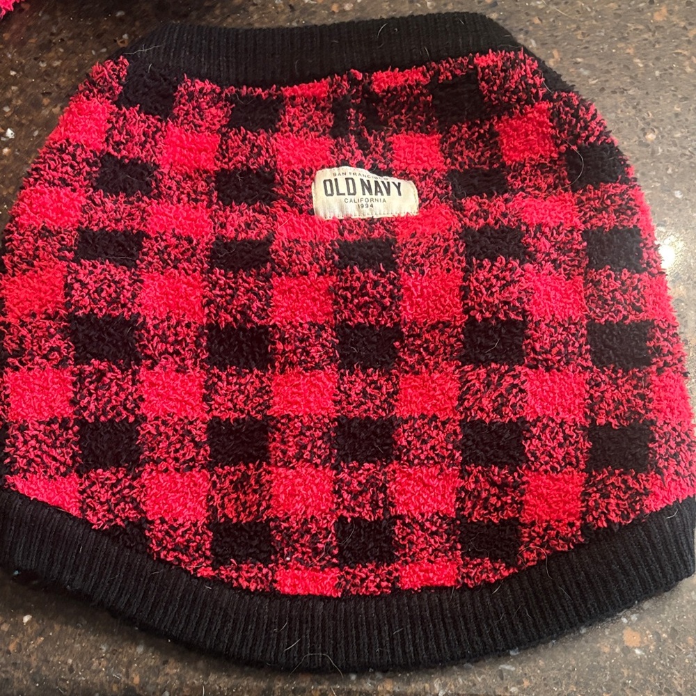 Old Navy Red and Black Checkered Skirt